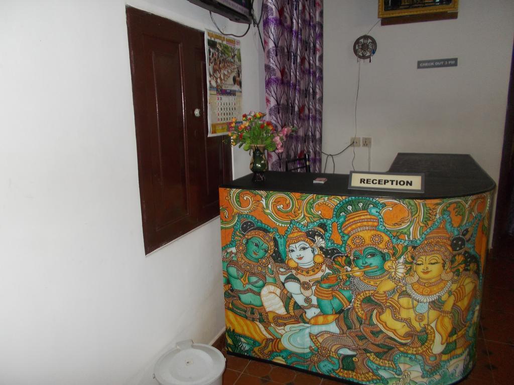 Guruvayur Bunglow Hotel Zewnętrze zdjęcie