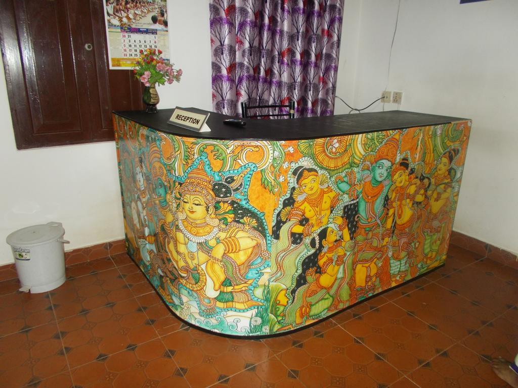 Guruvayur Bunglow Hotel Zewnętrze zdjęcie