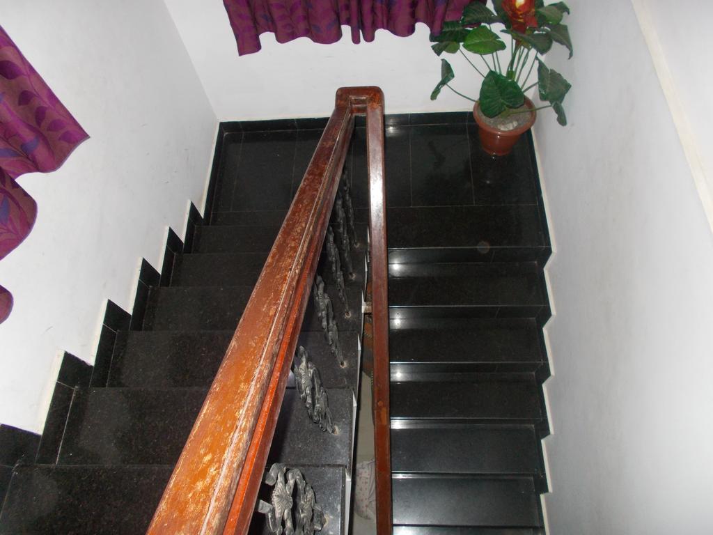 Guruvayur Bunglow Hotel Zewnętrze zdjęcie